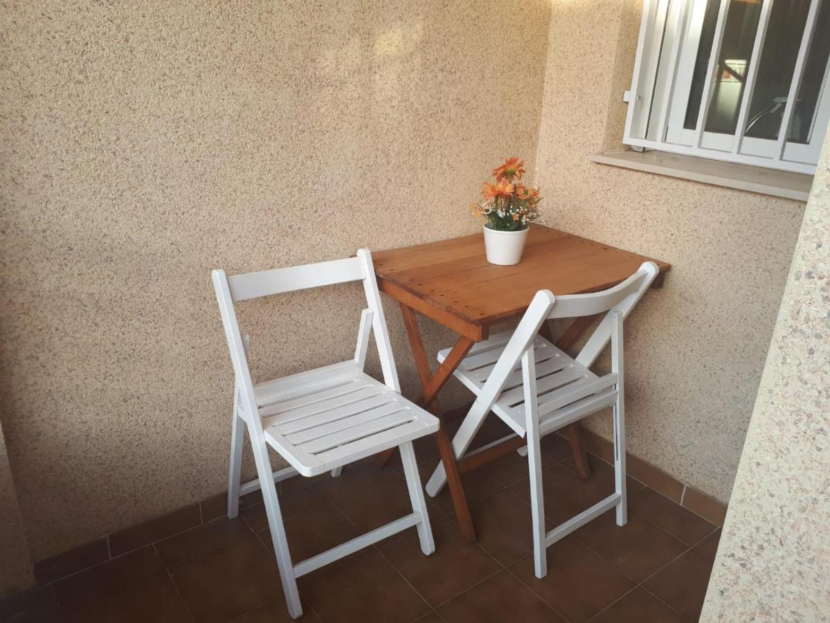 Apartamento 9 De Octubre Los Montesinos Exteriör bild